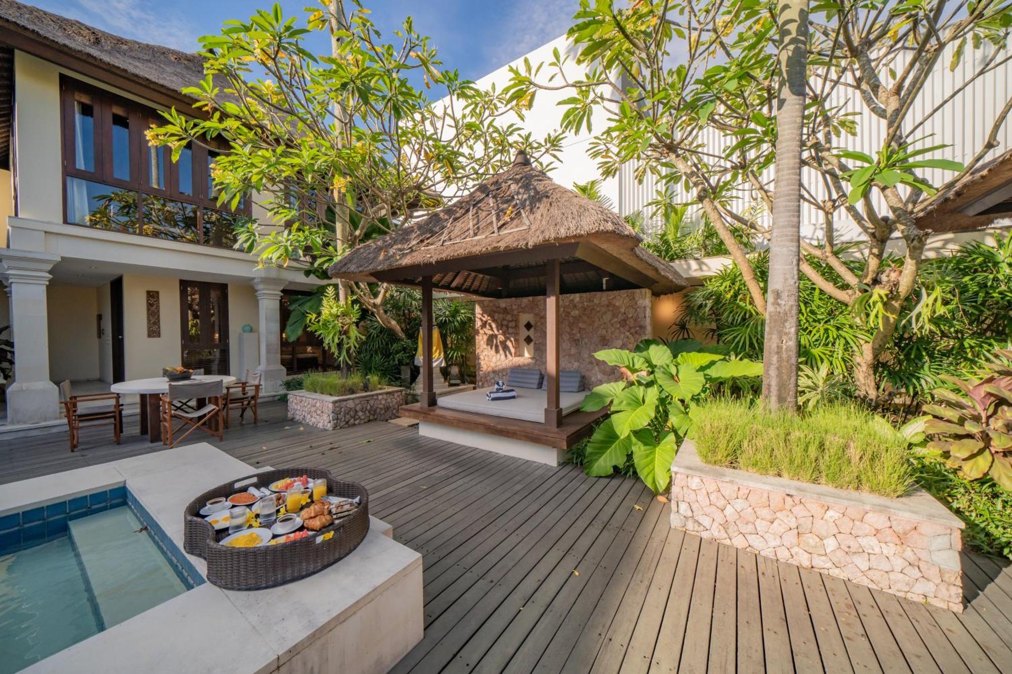 Villa Wibisana Beachside Luxury In *