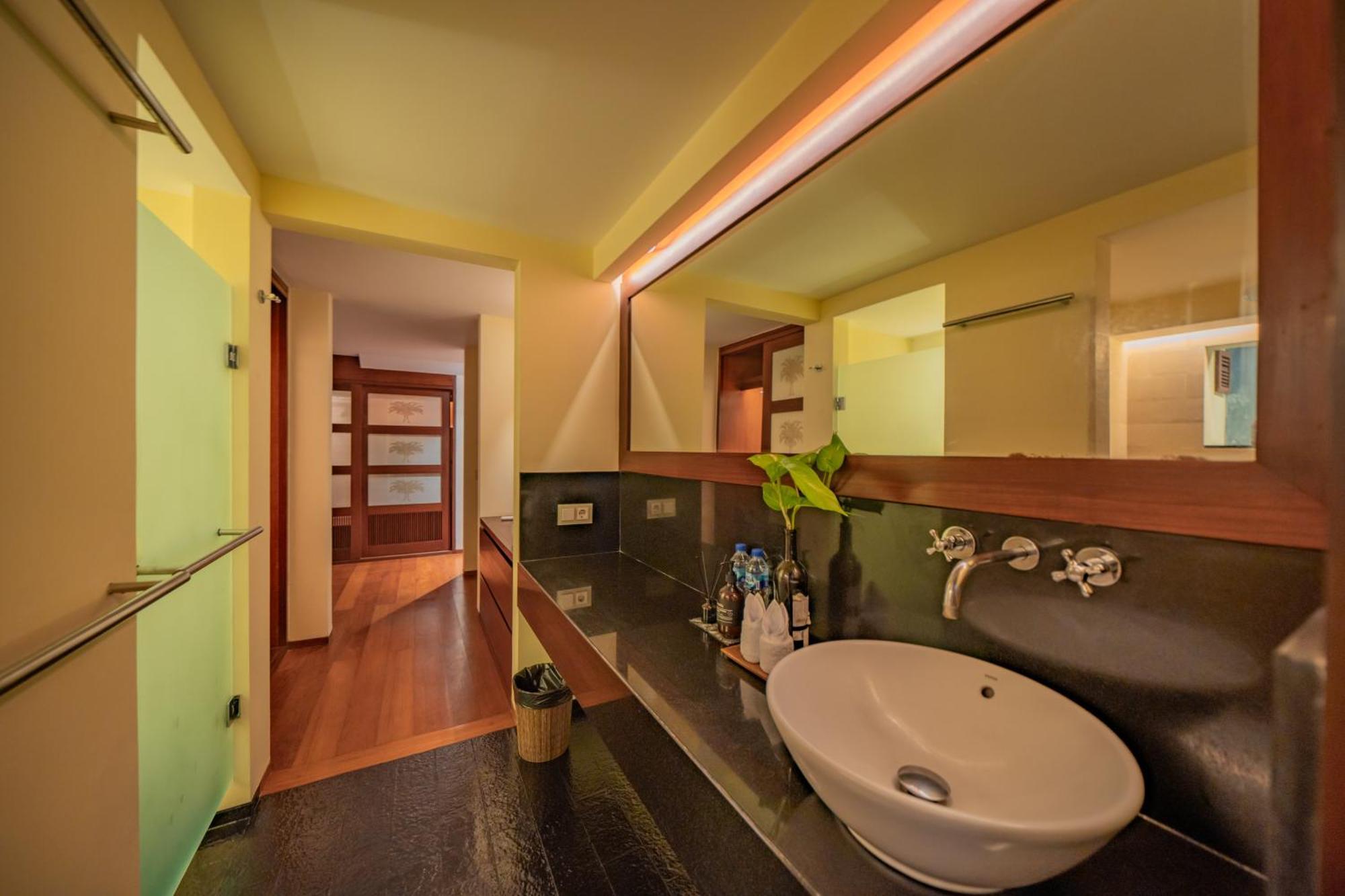 Wibisana Beachside Luxury In Villa *